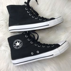 Converse High Top Sneakers Black/White 7